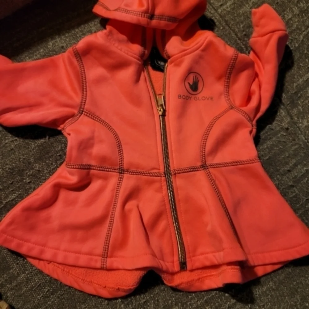 Body‎ Glove size 12m coral & gray 2pc outfit